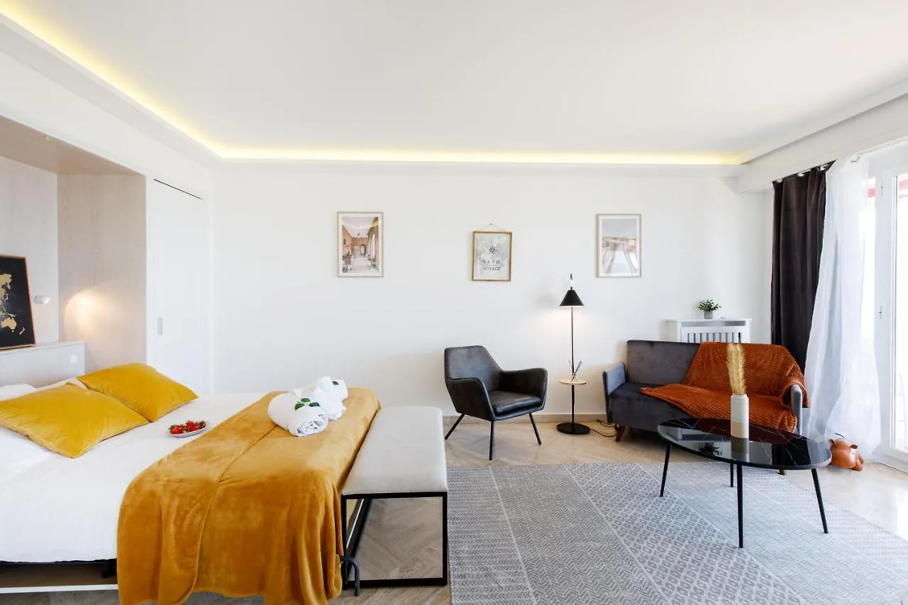 Suite Riviera - Sea View - Clim - 50M Plage - Residence De Standing - Spacieux 180 M2 - Parking Cannes