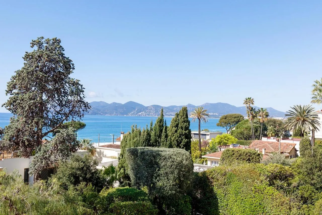 Suite Riviera - Sea View - Clim - 50M Plage - Residence De Standing - Spacieux 180 M2 - Parking Cannes 0*,