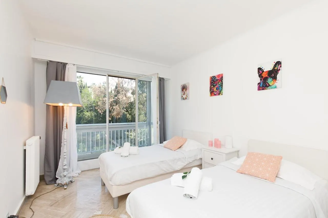 Apartment Suite Riviera - Sea View - Clim - 50M Plage - Residence De Standing - Spacieux 180 M2 - Parking Cannes