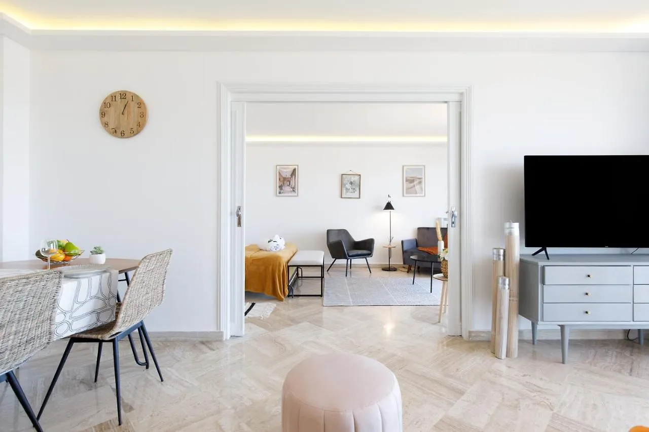 Suite Riviera - Sea View - Clim - 50M Plage - Residence De Standing - Spacieux 180 M2 - Parking Cannes Apartment