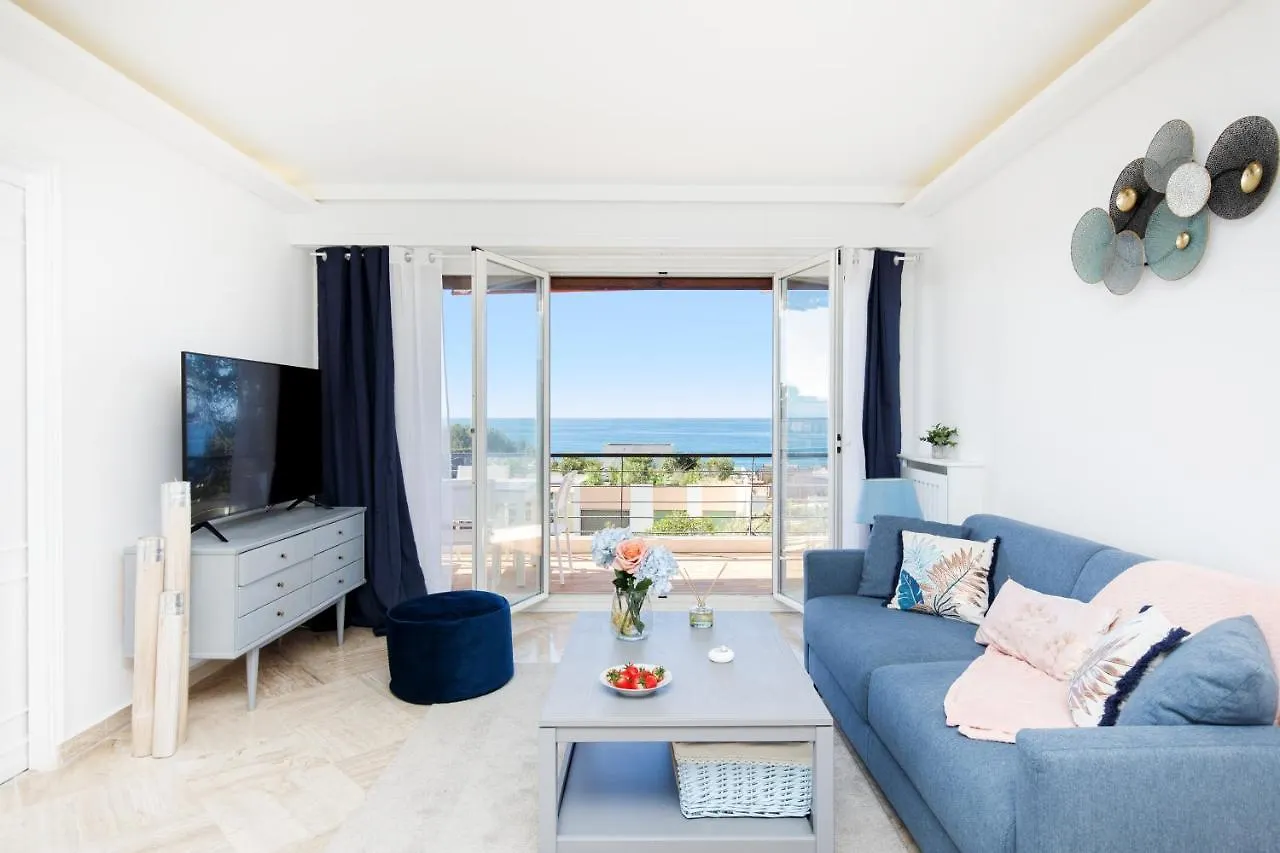 Suite Riviera - Sea View - Clim - 50M Plage - Residence De Standing - Spacieux 180 M2 - Parking Cannes France